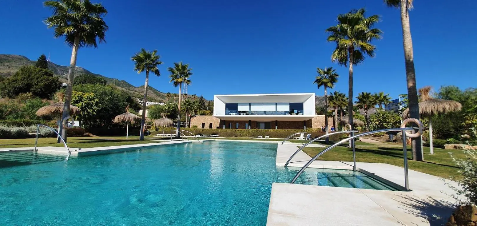 Villa Bali In Benalmadena Costa